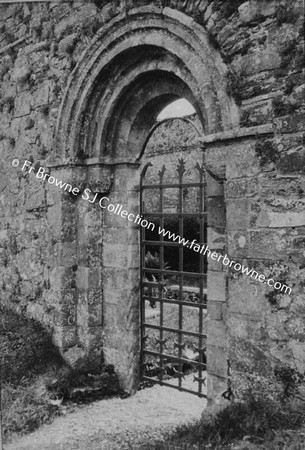 ALBUM 4  ARDMORE ABBEY PAGE 22